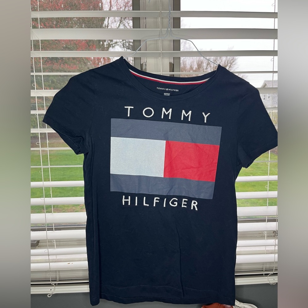 Tommy Hilfiger size XS tshirt